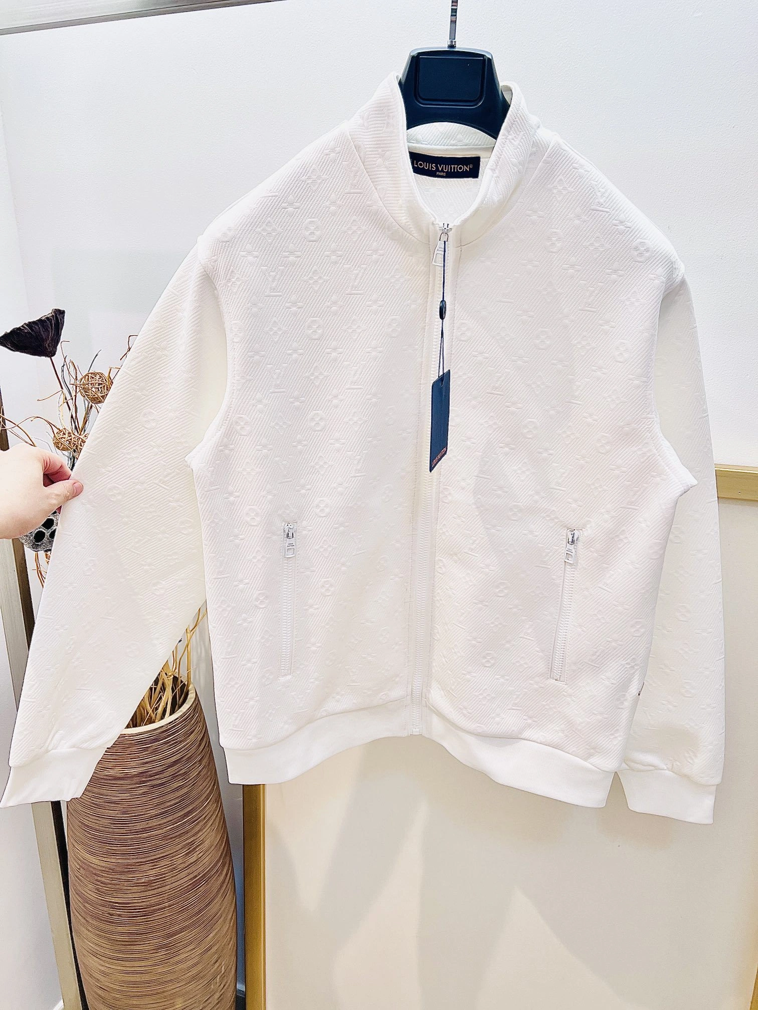 wg.luxury- 8V Monogram item:D-F409J5506